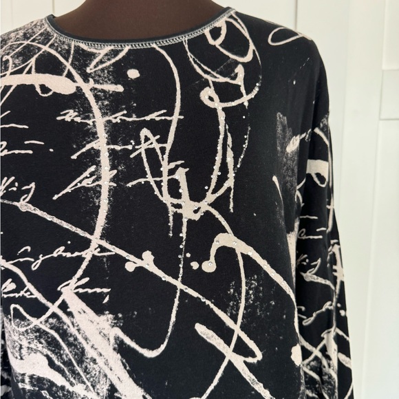 Jess & Jane Abstract Print Studded Accents Cotton Top - Picture 3 of 8